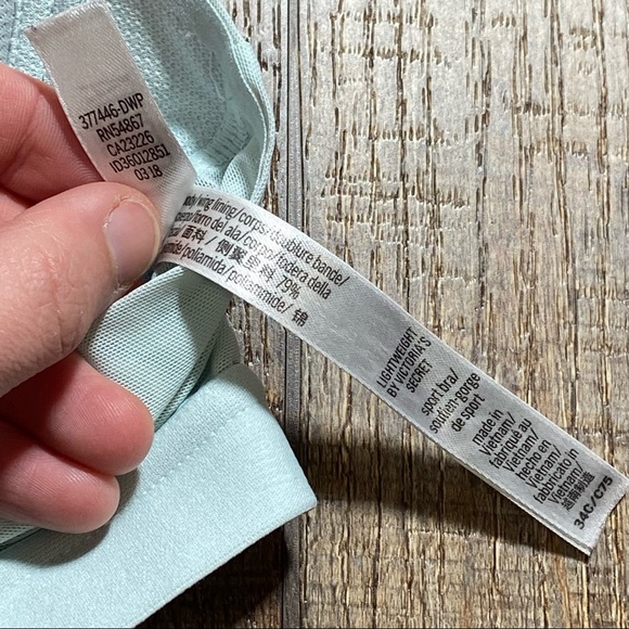 Victoria Sport Victoria’s Secret Bra Size 34C - Picture 7 of 10